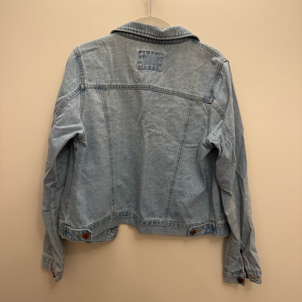 Forever 21 Essential Denim Jacket in Light Blue - Picture 2 of 5
